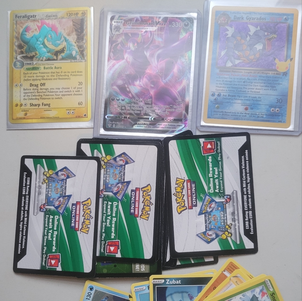 Feraligatr holon phantoms and vmax in 50pack lot